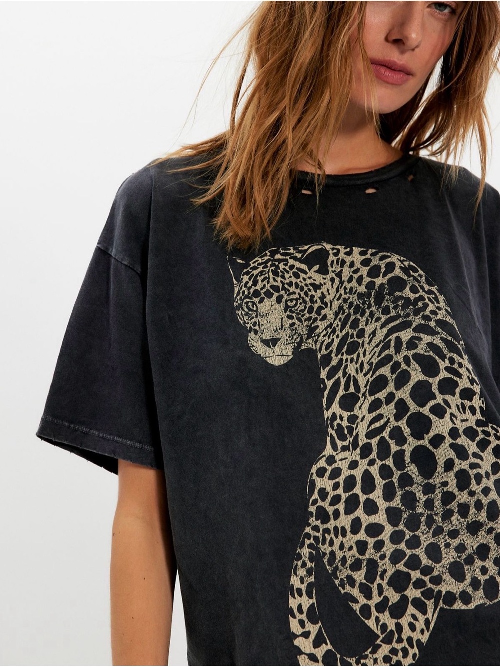 Free People Leopard Graphic Tee Small Women’s Gray Distressed Details